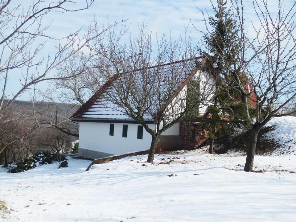 A Tornyos Haz Hotel Csárdamajor Buitenkant foto